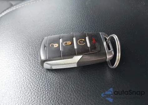 2021 Ram 1500 Big Horn 4X4 5'7 Box z USA, uszkodzony, nr VIN 1C6SRFFT8MN816943